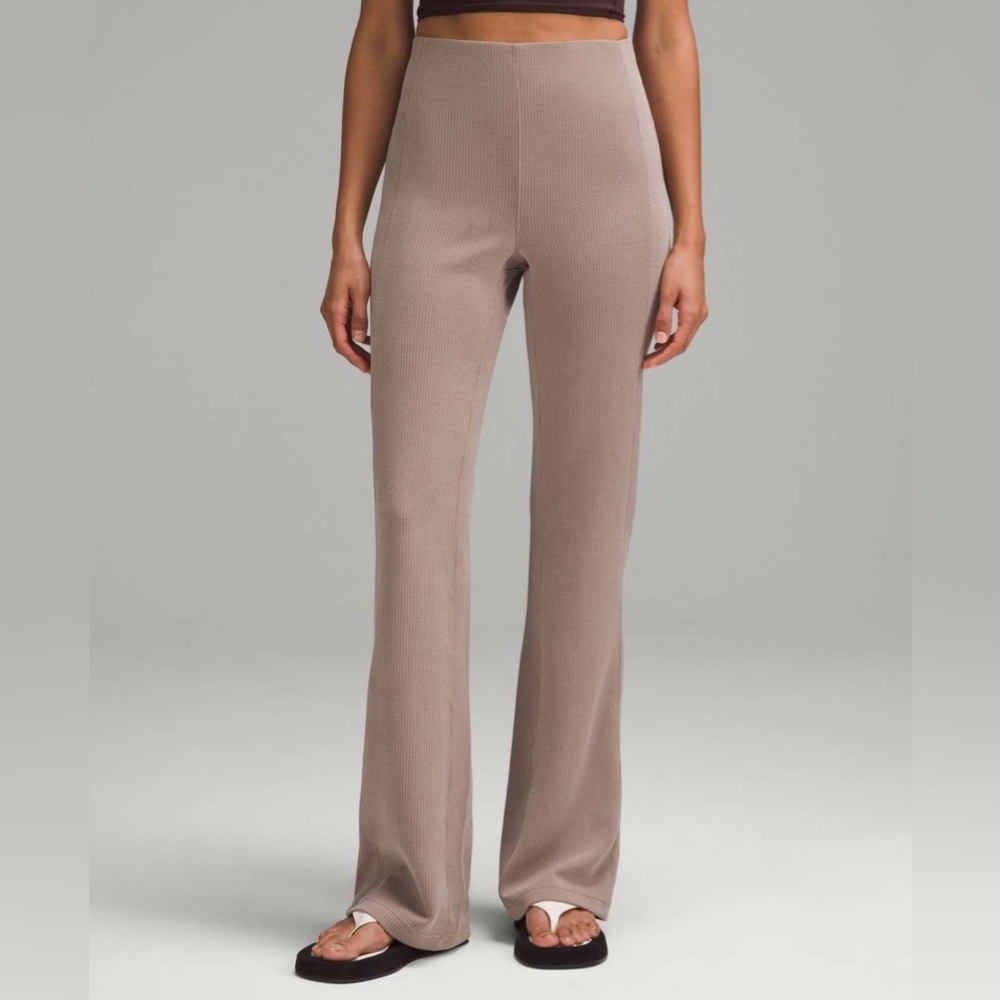 Lululemon Ribbed Softstreme Flared Pant Taupetastic Size 4